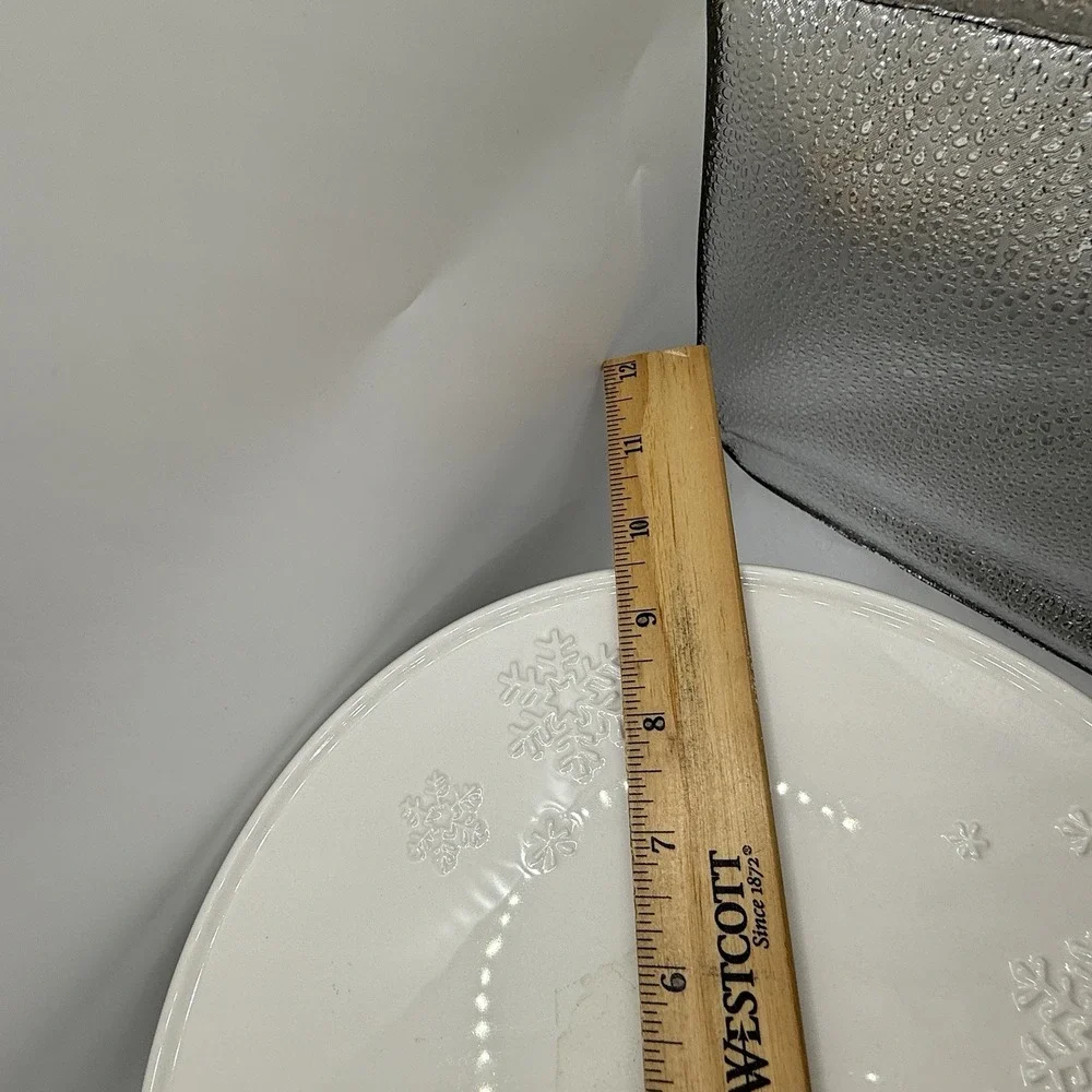 Christmas Hallmark Cake and Cupcake Plate Stand Snowflake‎ Ivory 9.5